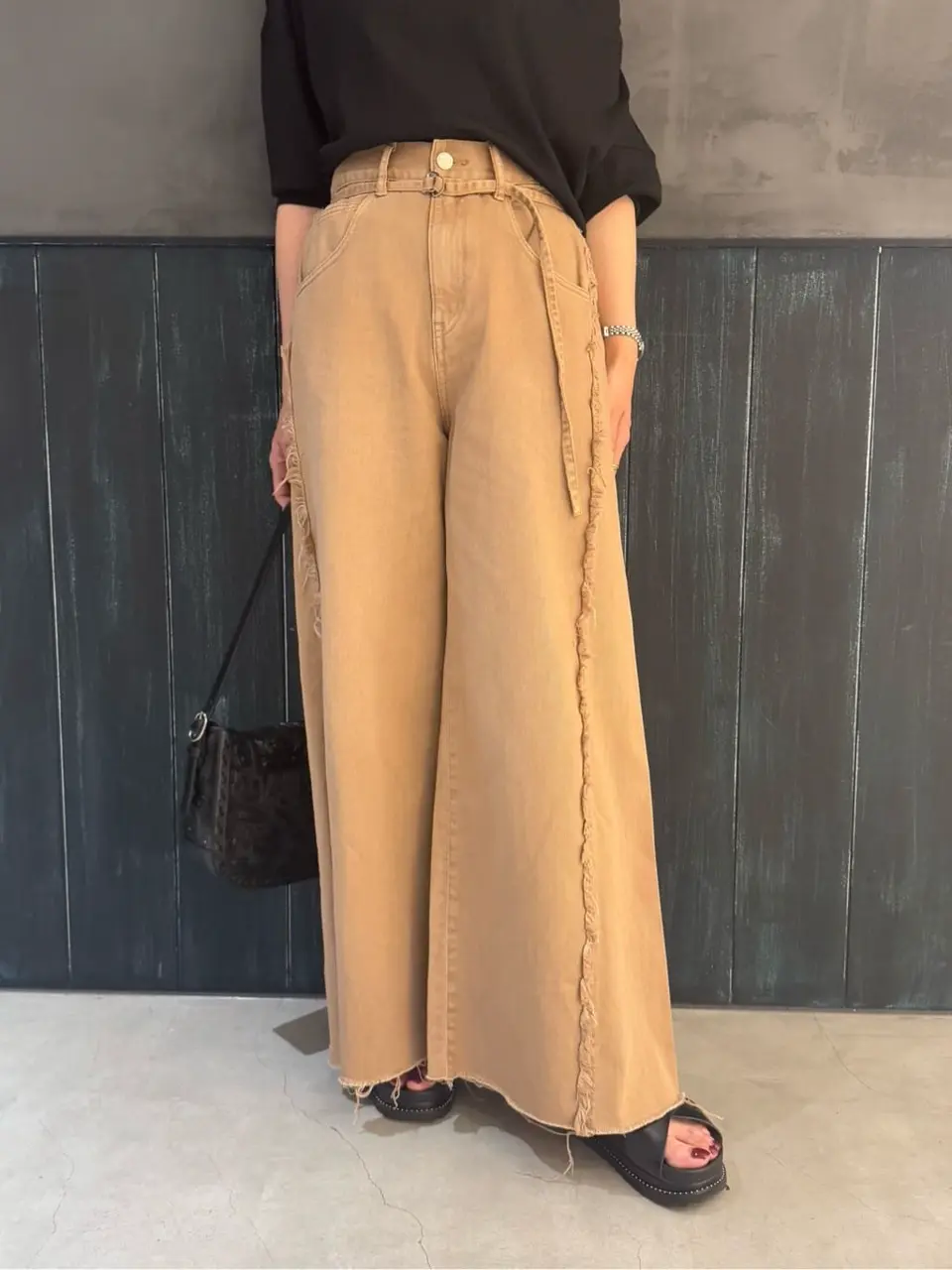 ORIGINATED IN GRACE CONTINENTAL Yuuki NOZAWA コーディネート画像