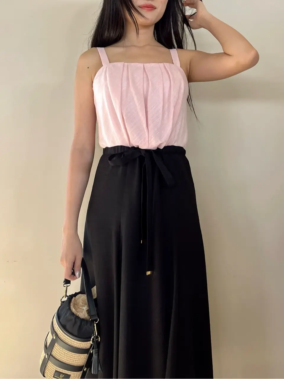 ORIGINATED IN GRACE CONTINENTAL Moe コーディネート画像