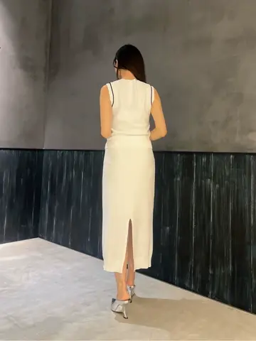 ORIGINATED IN GRACE CONTINENTAL Moe コーディネート画像