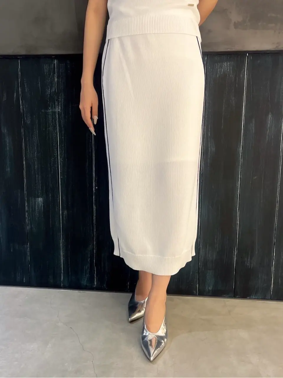 ORIGINATED IN GRACE CONTINENTAL Moe コーディネート画像