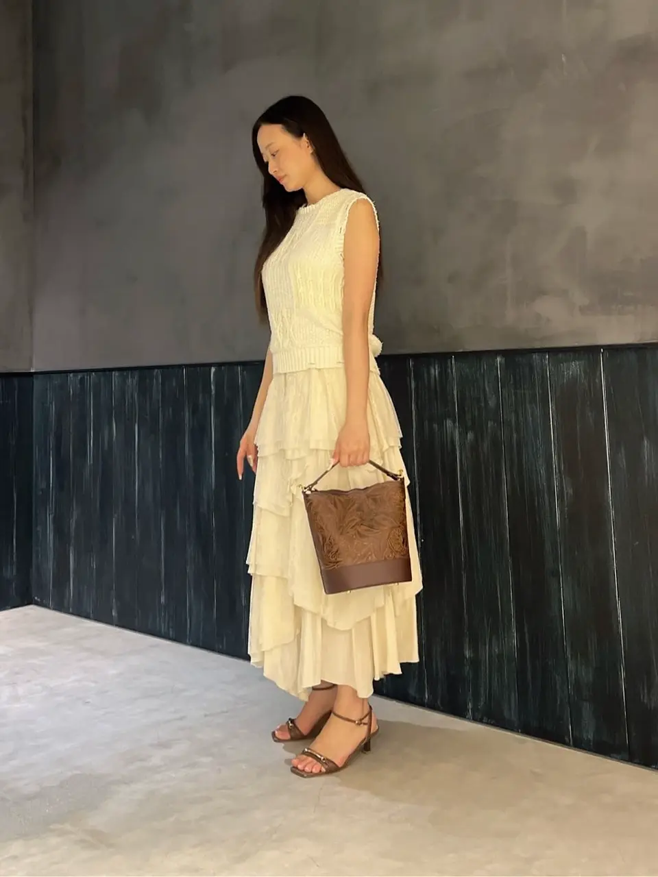 ORIGINATED IN GRACE CONTINENTAL Moe コーディネート画像