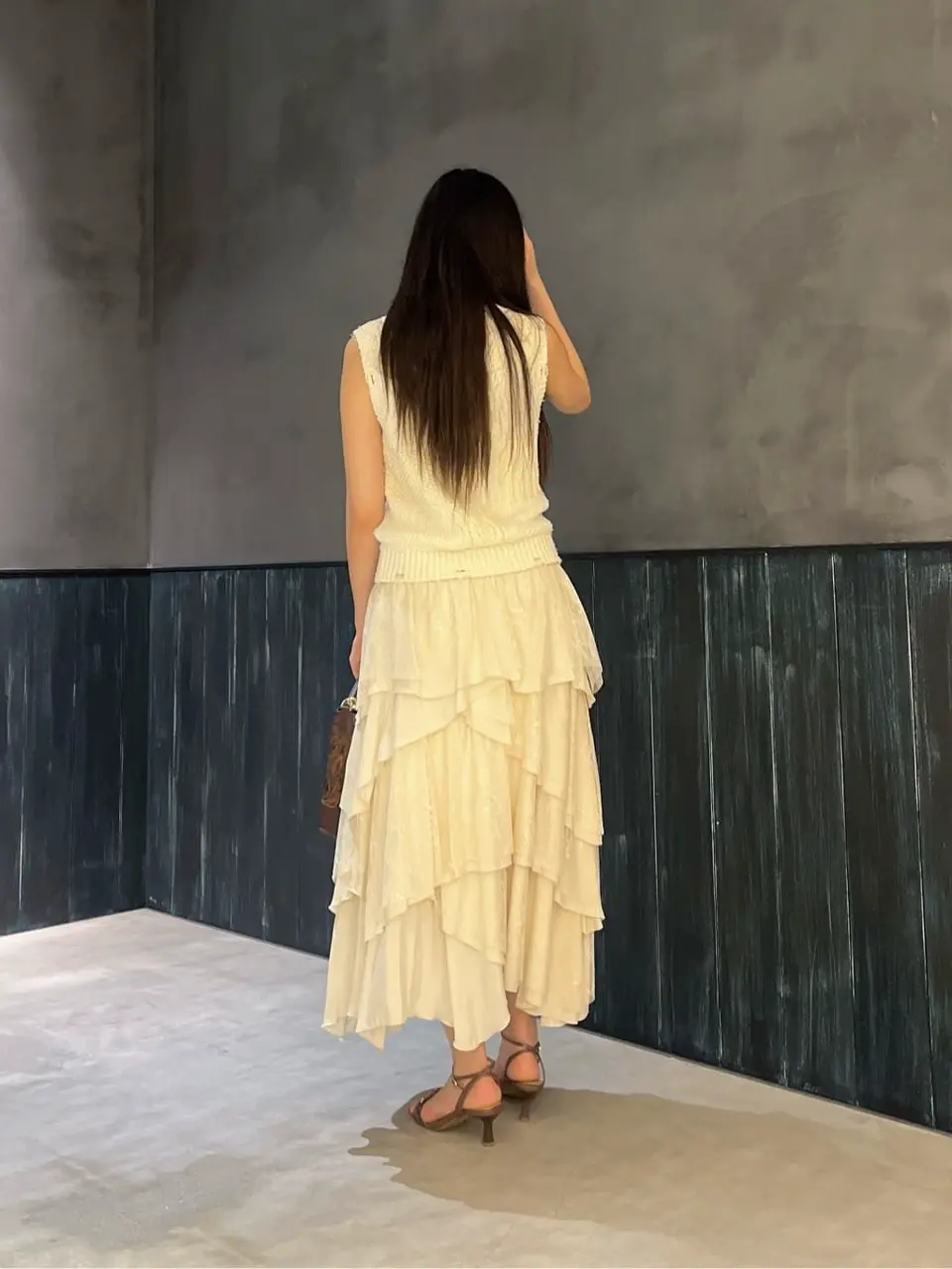 ORIGINATED IN GRACE CONTINENTAL Moe コーディネート画像