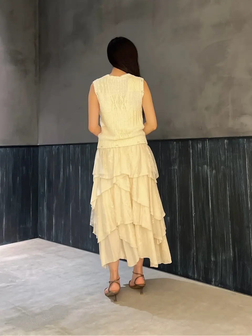 ORIGINATED IN GRACE CONTINENTAL Moe コーディネート画像