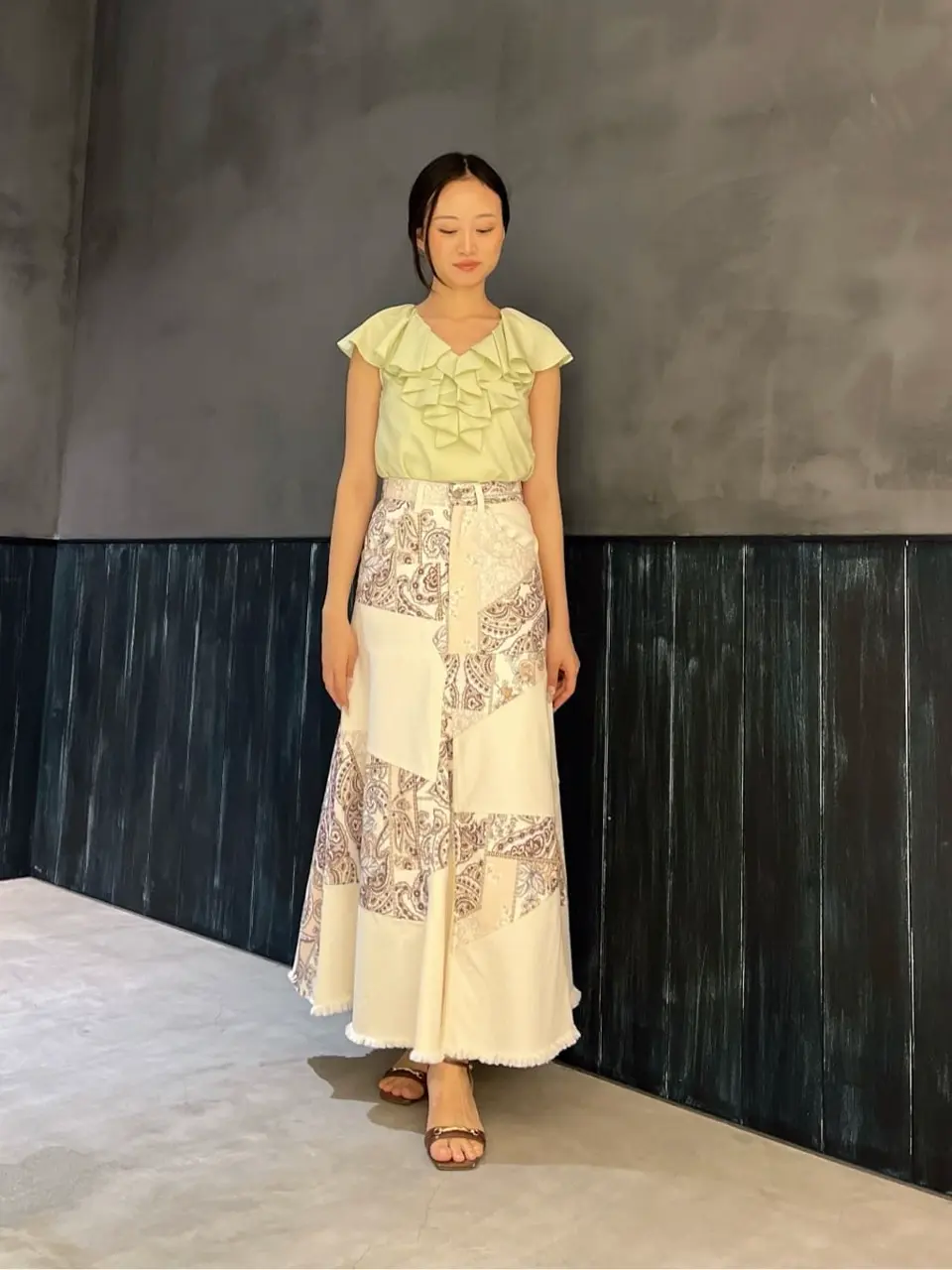 ORIGINATED IN GRACE CONTINENTAL Moe コーディネート画像