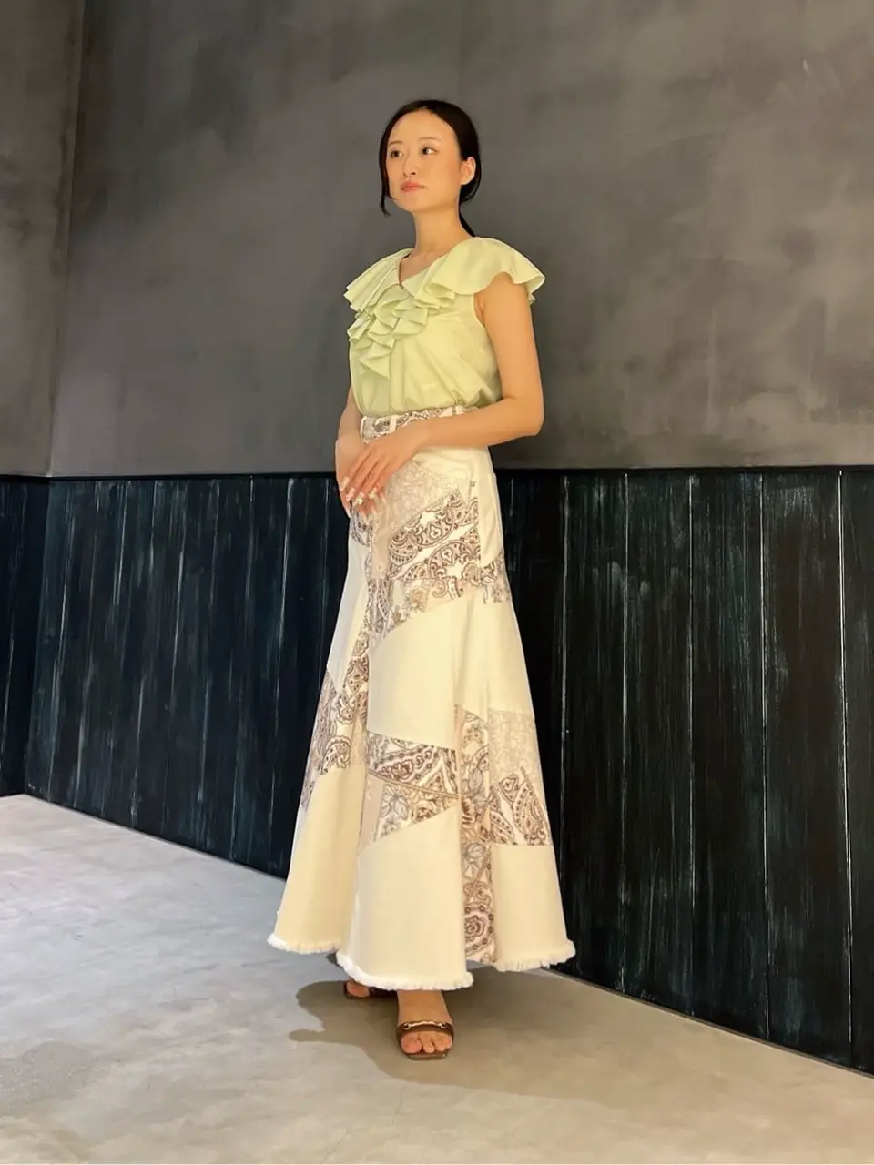 ORIGINATED IN GRACE CONTINENTAL Moe コーディネート画像