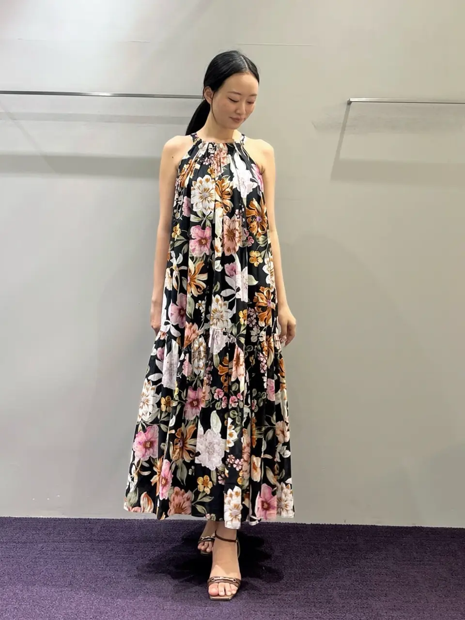 ORIGINATED IN GRACE CONTINENTAL Moe コーディネート画像