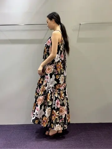 ORIGINATED IN GRACE CONTINENTAL Moe コーディネート画像