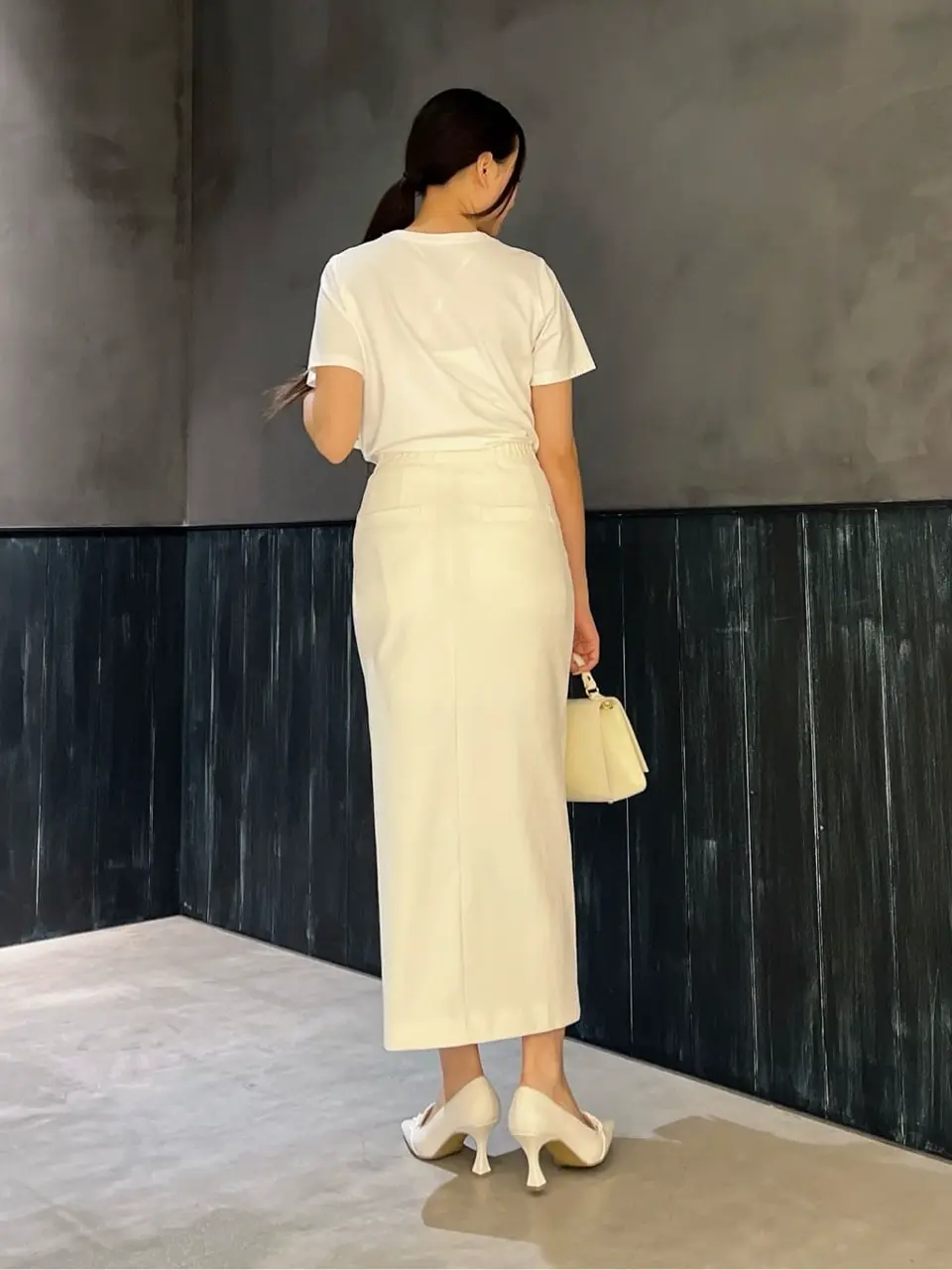 ORIGINATED IN GRACE CONTINENTAL Moe コーディネート画像