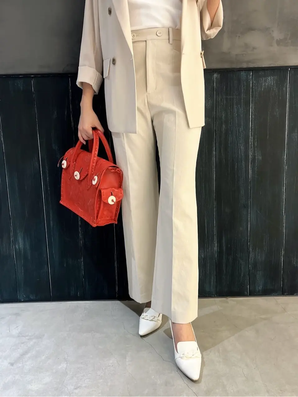 ORIGINATED IN GRACE CONTINENTAL Moe コーディネート画像