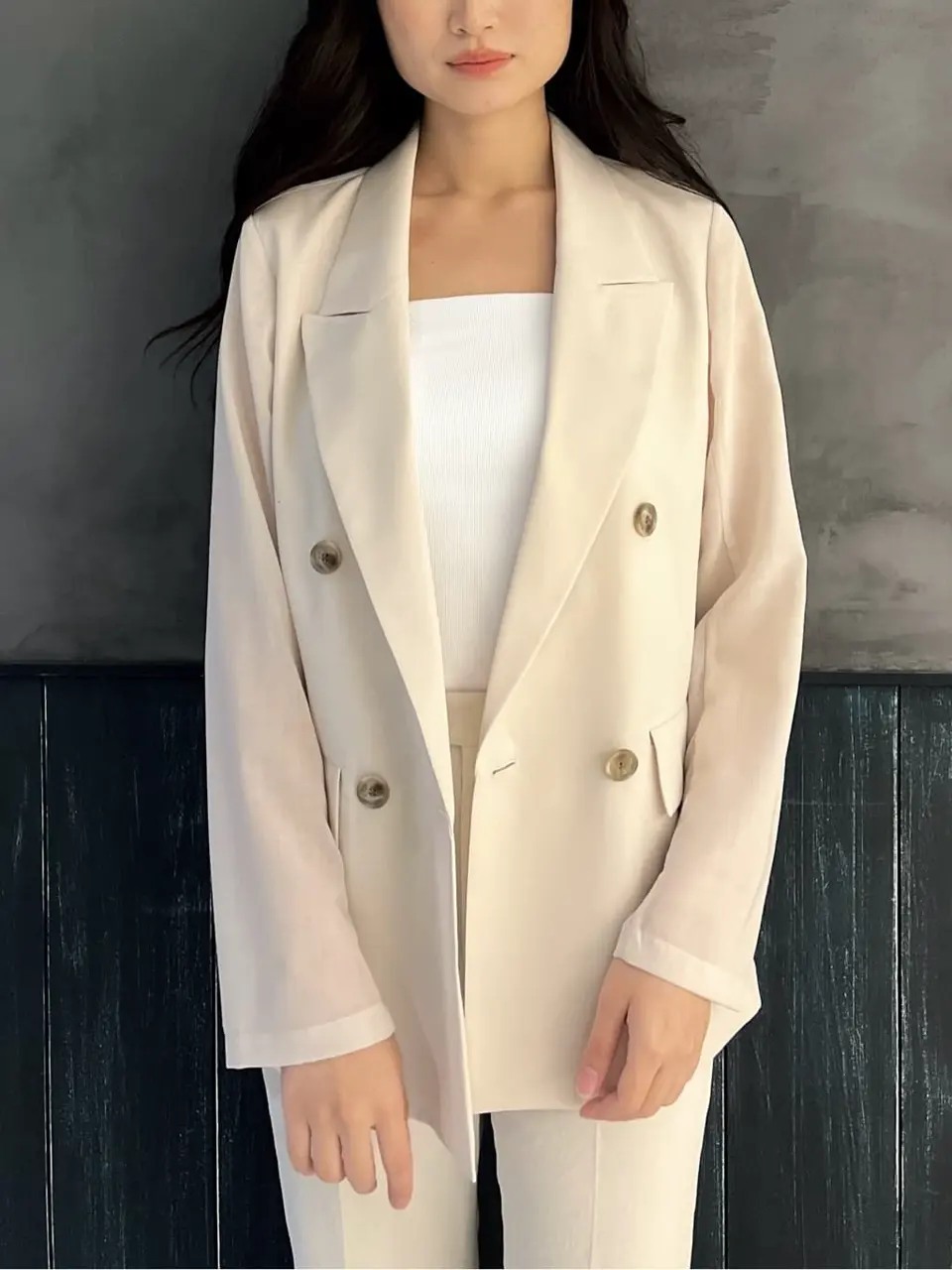 ORIGINATED IN GRACE CONTINENTAL Moe コーディネート画像