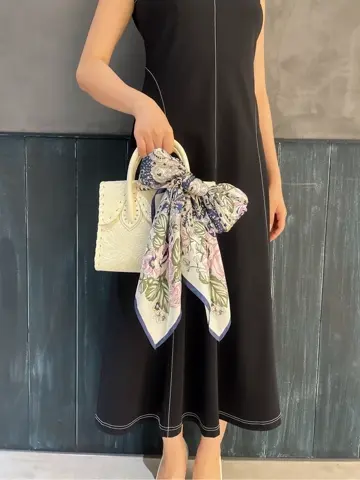 ORIGINATED IN GRACE CONTINENTAL Moe コーディネート画像