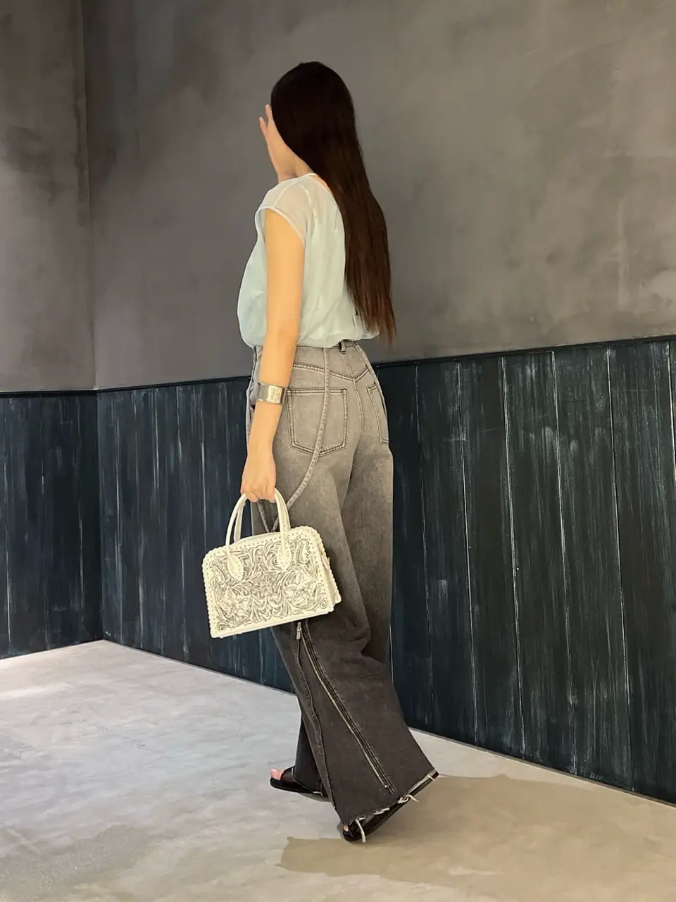 ORIGINATED IN GRACE CONTINENTAL Moe コーディネート画像