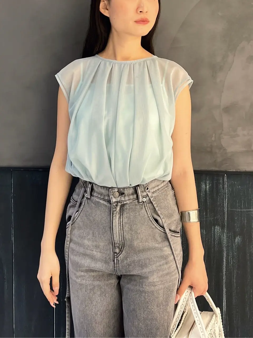 ORIGINATED IN GRACE CONTINENTAL Moe コーディネート画像