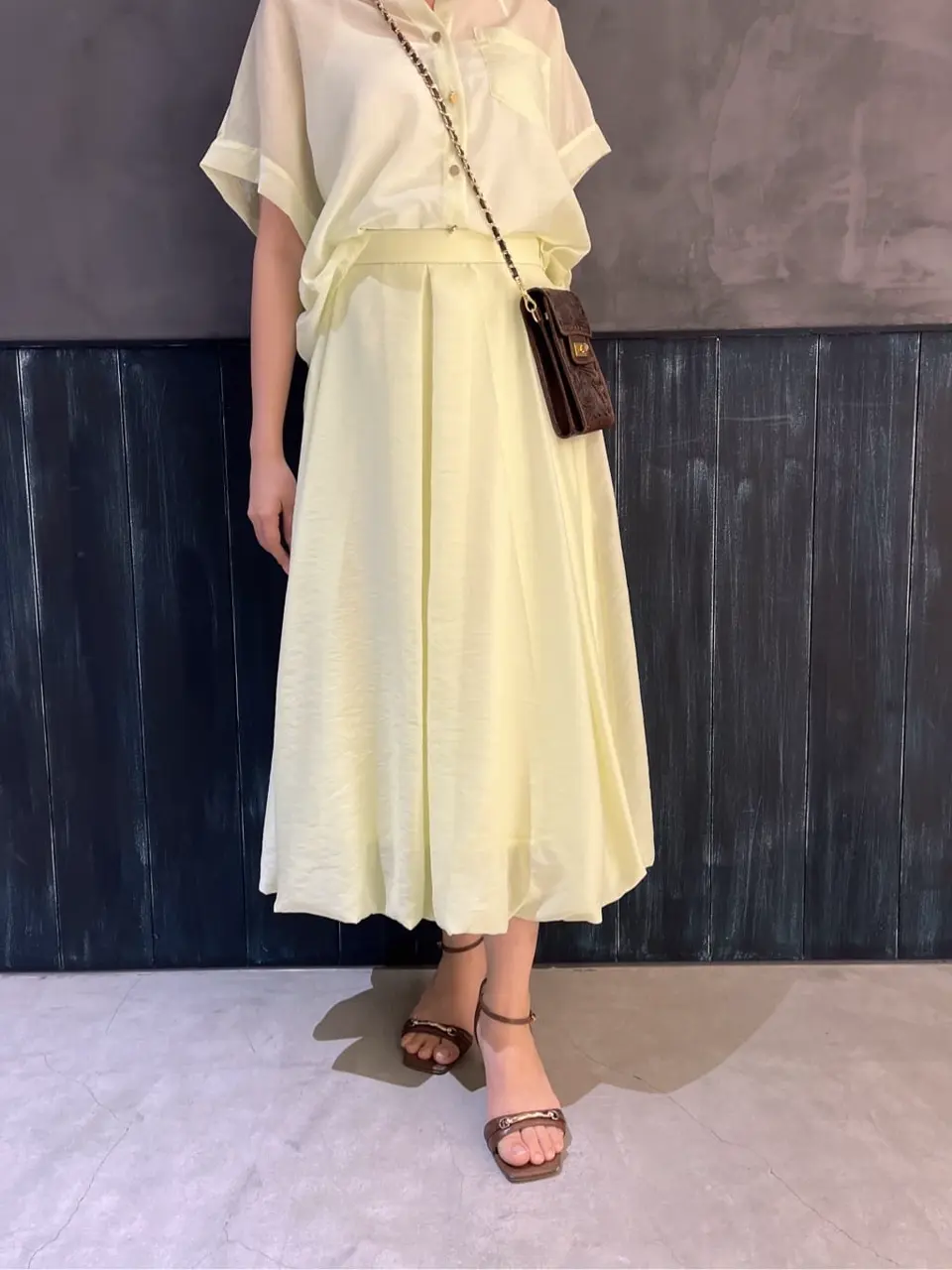 ORIGINATED IN GRACE CONTINENTAL Moe コーディネート画像