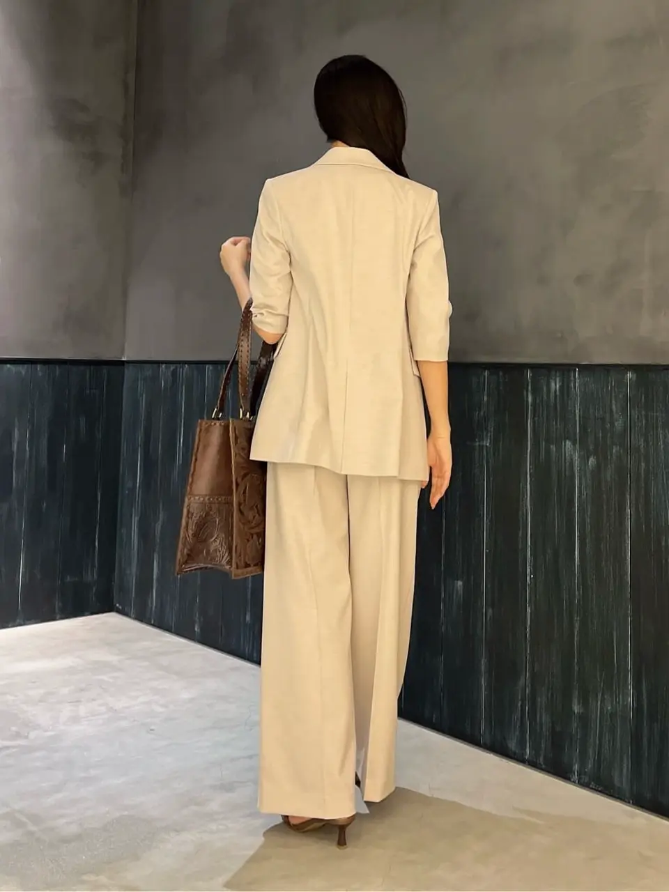 ORIGINATED IN GRACE CONTINENTAL Moe コーディネート画像