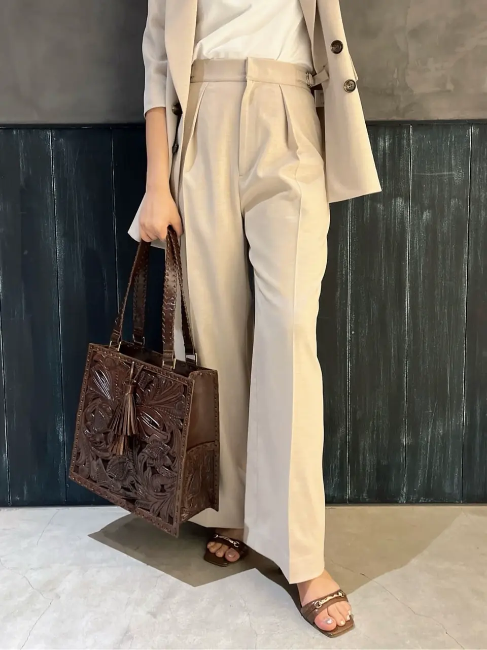 ORIGINATED IN GRACE CONTINENTAL Moe コーディネート画像