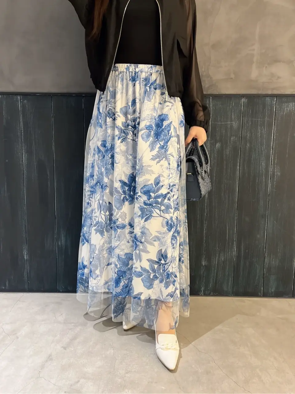 ORIGINATED IN GRACE CONTINENTAL Moe コーディネート画像