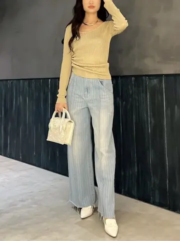 ORIGINATED IN GRACE CONTINENTAL Moe コーディネート画像