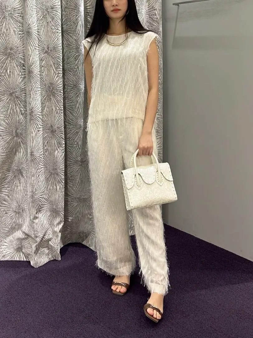 ORIGINATED IN GRACE CONTINENTAL Moe コーディネート画像