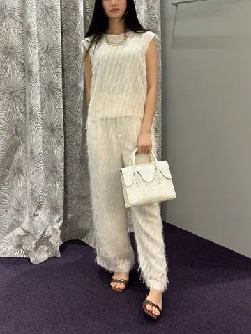 ORIGINATED IN GRACE CONTINENTAL Moe コーディネート画像