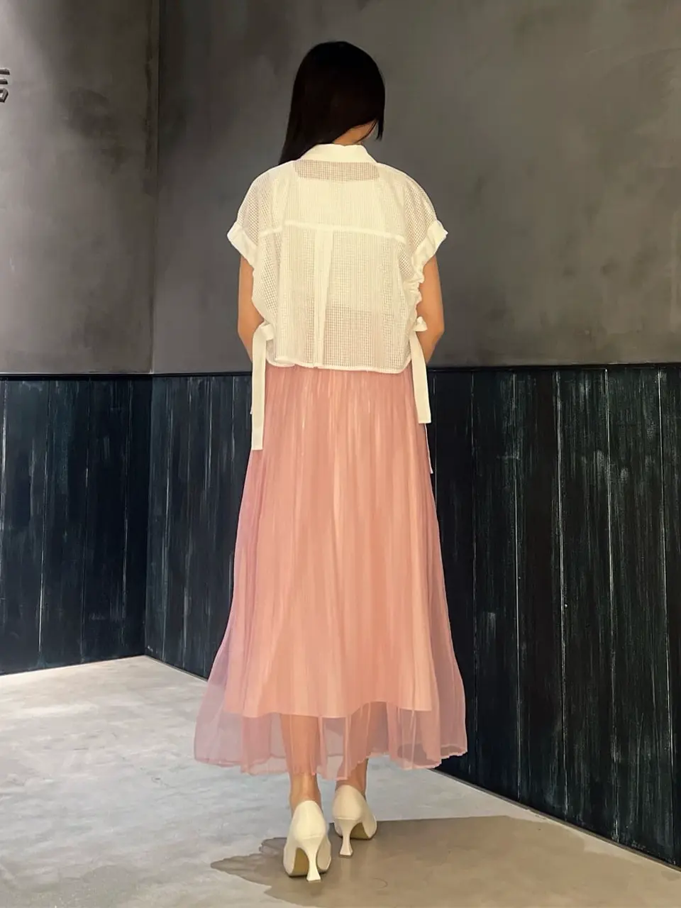 ORIGINATED IN GRACE CONTINENTAL Moe コーディネート画像