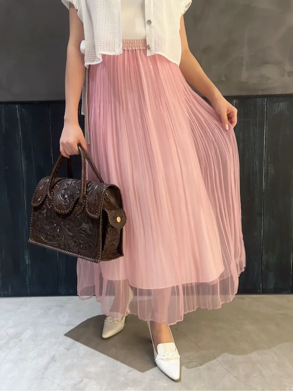 ORIGINATED IN GRACE CONTINENTAL Moe コーディネート画像