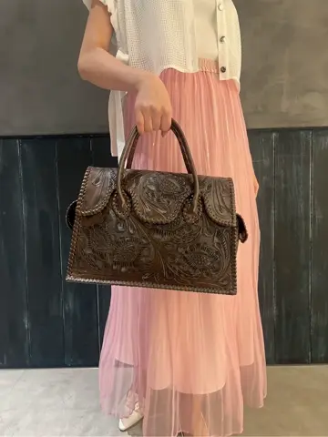 ORIGINATED IN GRACE CONTINENTAL Moe コーディネート画像