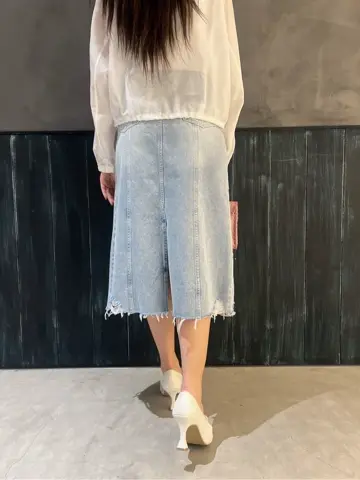 ORIGINATED IN GRACE CONTINENTAL Moe コーディネート画像