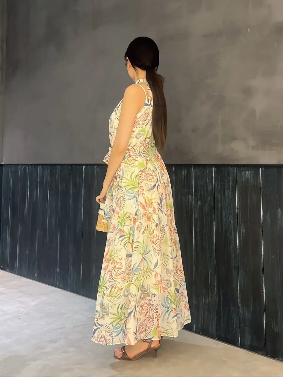 ORIGINATED IN GRACE CONTINENTAL Moe コーディネート画像