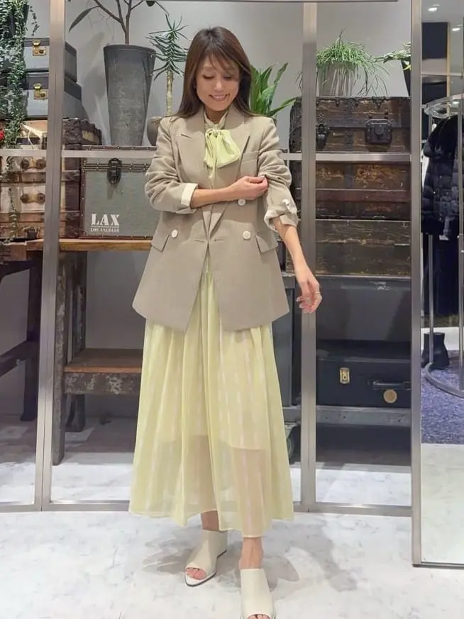 ORIGINATED IN GRACE CONTINENTAL yukimi yonee コーディネート画像