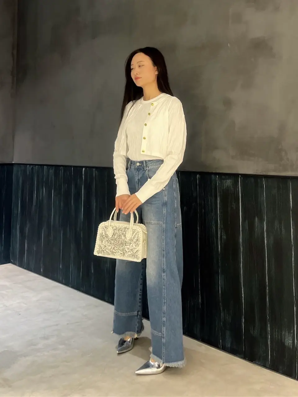 ORIGINATED IN GRACE CONTINENTAL Moe コーディネート画像