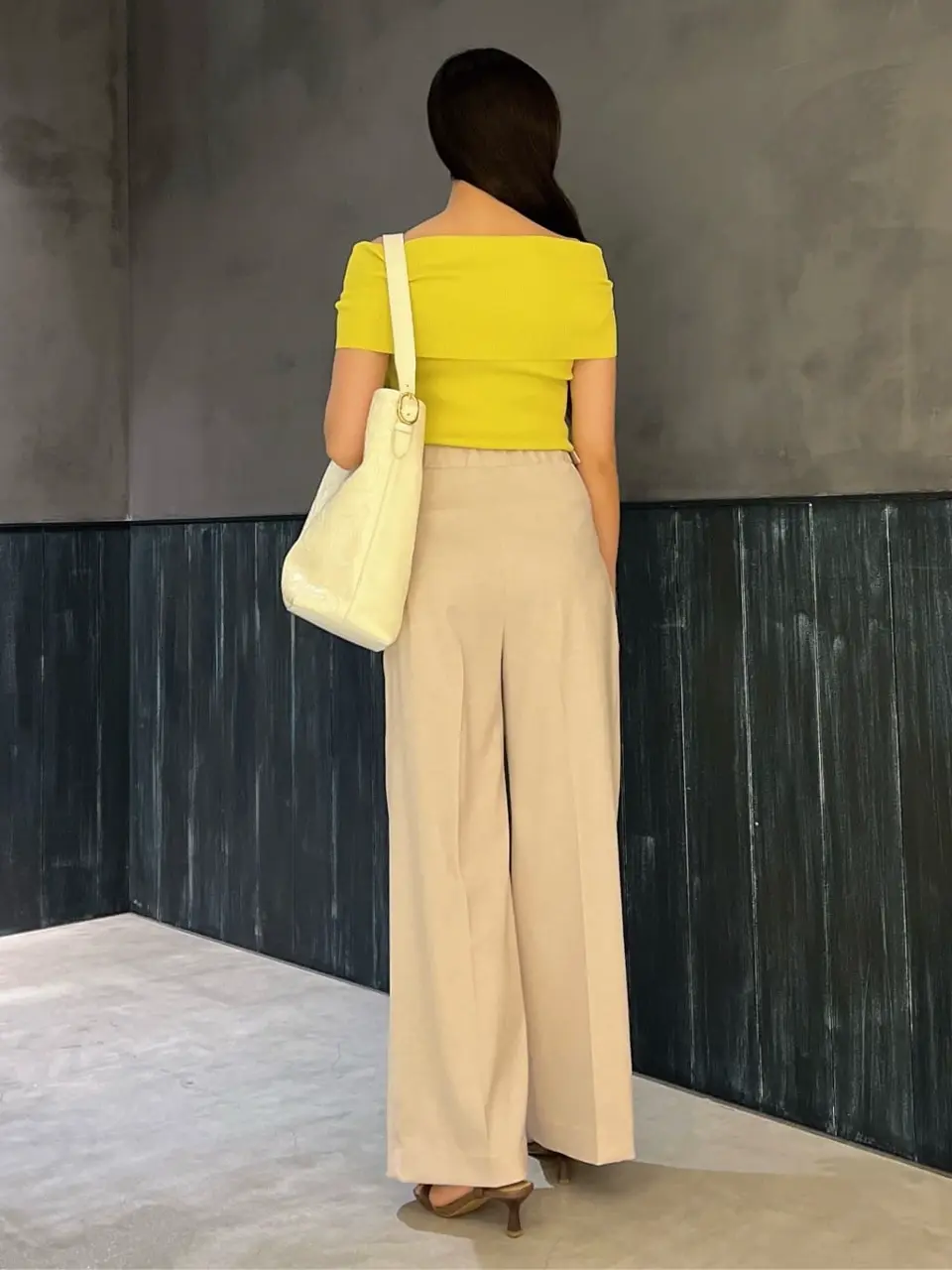 ORIGINATED IN GRACE CONTINENTAL Moe コーディネート画像