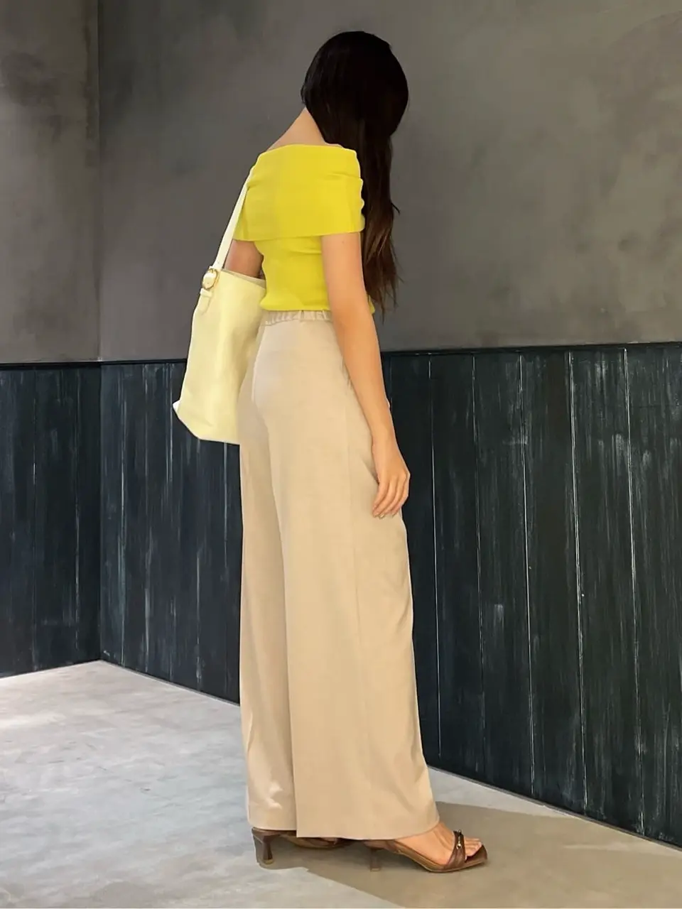 ORIGINATED IN GRACE CONTINENTAL Moe コーディネート画像