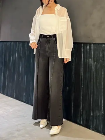 ORIGINATED IN GRACE CONTINENTAL Moe コーディネート画像