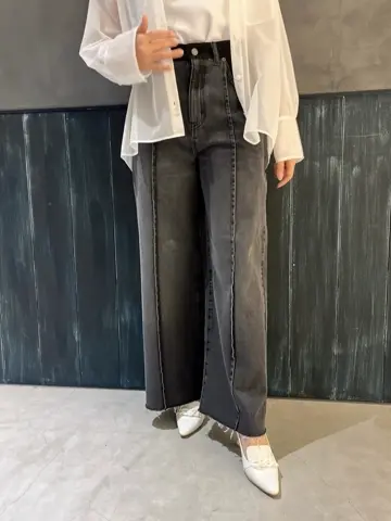 ORIGINATED IN GRACE CONTINENTAL Moe コーディネート画像