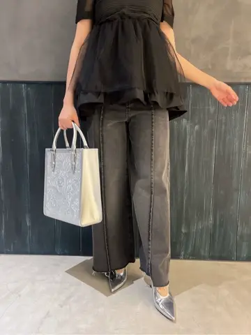 ORIGINATED IN GRACE CONTINENTAL Moe コーディネート画像