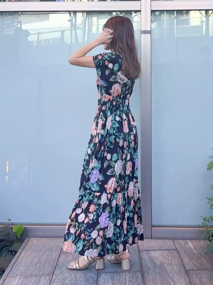 ORIGINATED IN GRACE CONTINENTAL yukimi yonee コーディネート画像