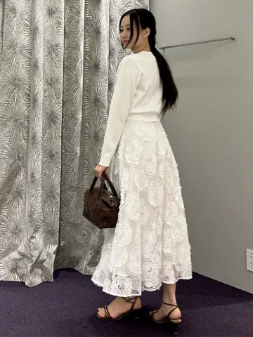 ORIGINATED IN GRACE CONTINENTAL Moe コーディネート画像