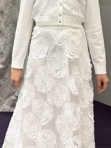 ORIGINATED IN GRACE CONTINENTAL Moe コーディネート画像