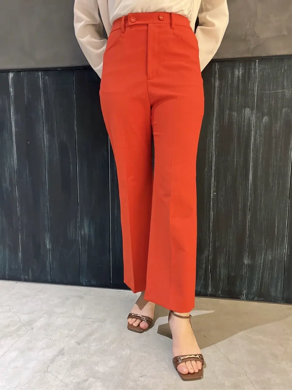 ORIGINATED IN GRACE CONTINENTAL Moe コーディネート画像