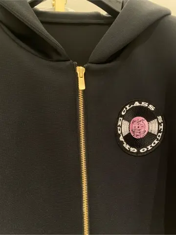 ORIGINATED IN GRACE CONTINENTAL watanabe コーディネート画像