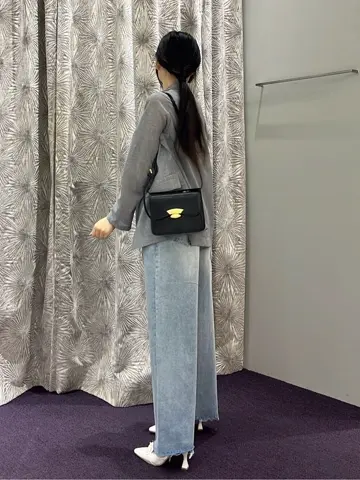 ORIGINATED IN GRACE CONTINENTAL Moe コーディネート画像