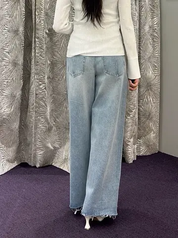 ORIGINATED IN GRACE CONTINENTAL Moe コーディネート画像