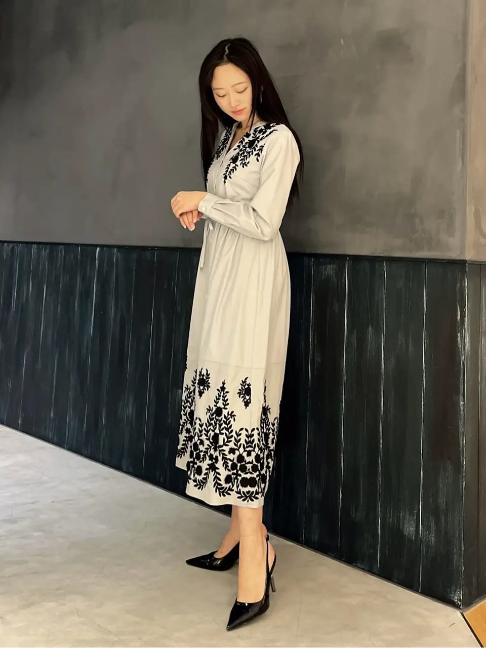 ORIGINATED IN GRACE CONTINENTAL Moe コーディネート画像