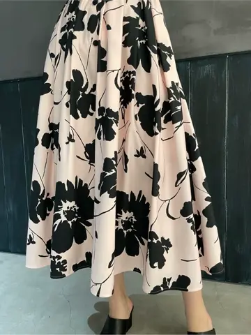 ORIGINATED IN GRACE CONTINENTAL watanabe コーディネート画像