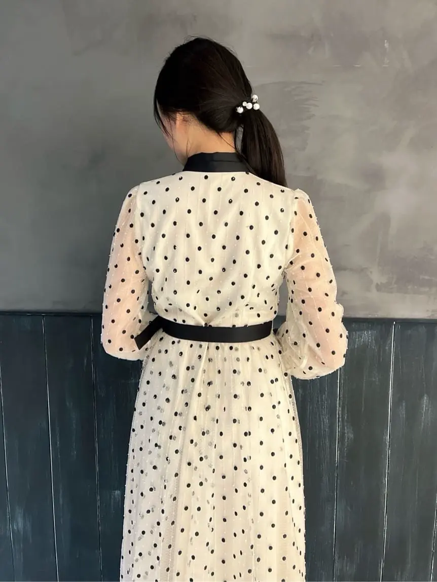 ORIGINATED IN GRACE CONTINENTAL Moe コーディネート画像