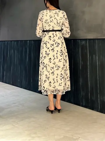 ORIGINATED IN GRACE CONTINENTAL Moe コーディネート画像