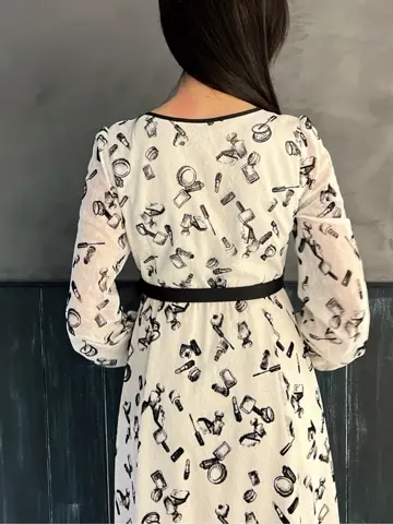 ORIGINATED IN GRACE CONTINENTAL Moe コーディネート画像