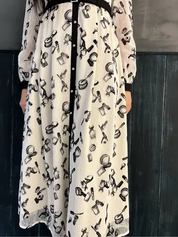 ORIGINATED IN GRACE CONTINENTAL Moe コーディネート画像