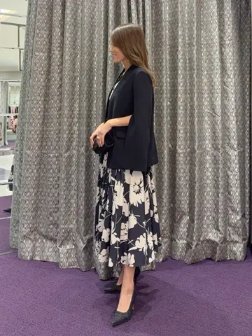 ORIGINATED IN GRACE CONTINENTAL yukimi yonee コーディネート画像